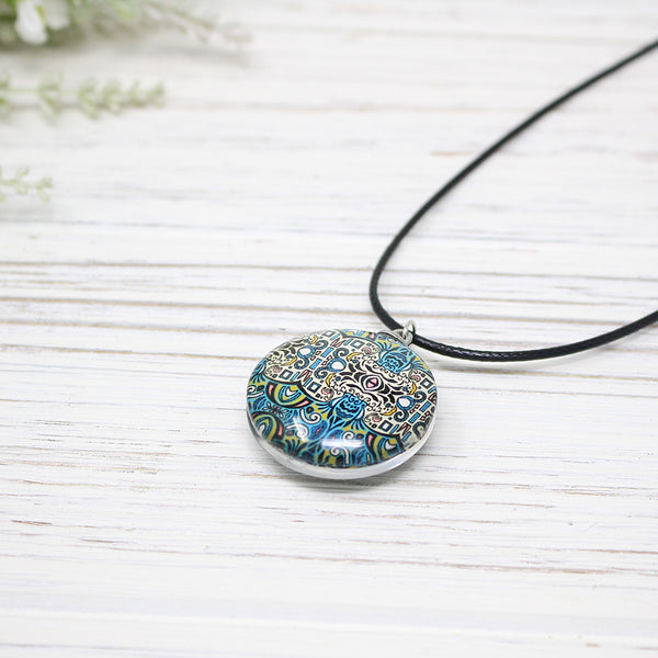 Glass Pendant Necklaces