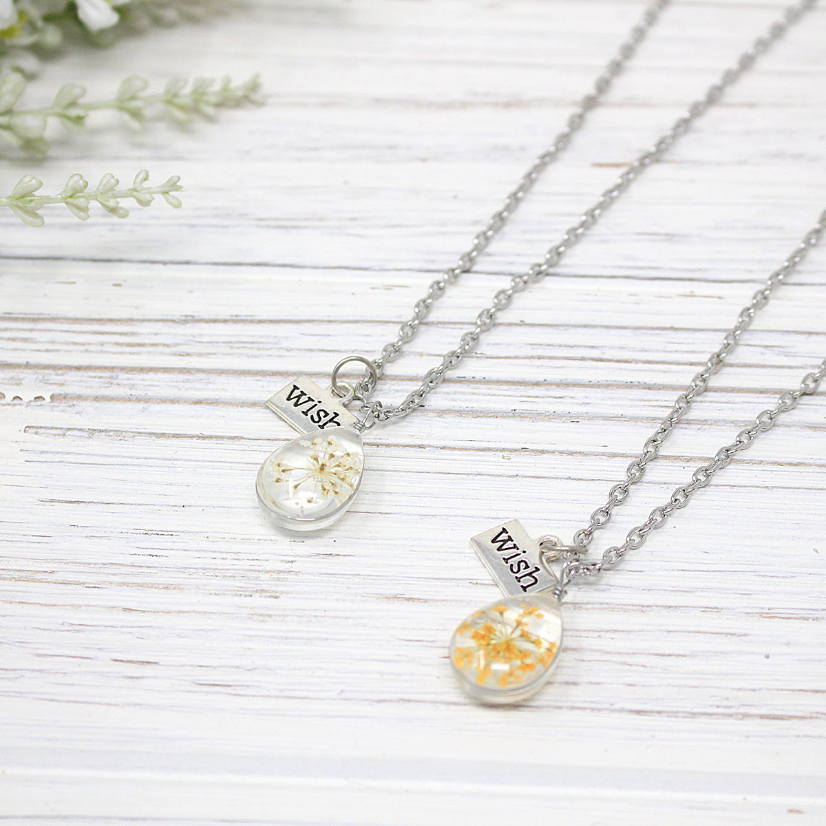 Mini Dried Flower Wish Necklace