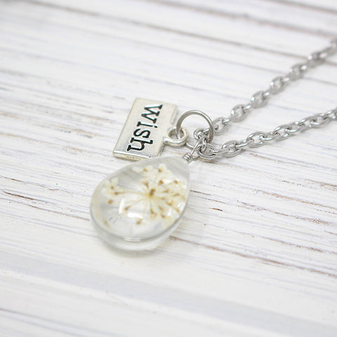 files/Whitedriedflowerwishnecklace_closeup.jpg