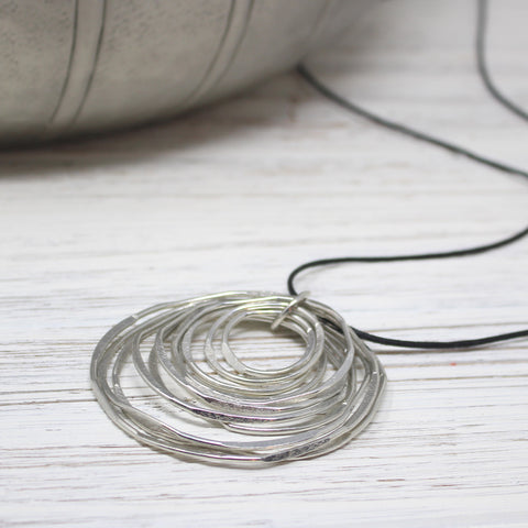 Kyklos Necklace