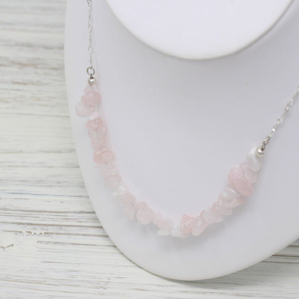 Paraschída 'Rose Quartz Stone' Necklace