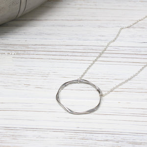 Systrofi Necklace